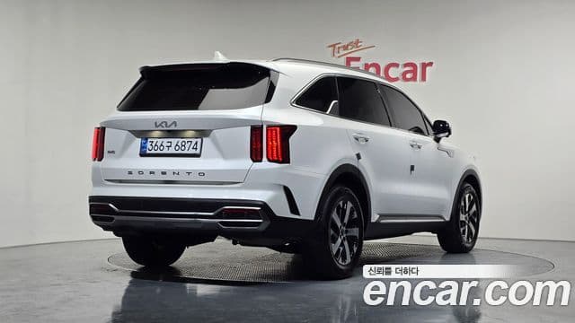 Kia Sorento 2022 — ფოტო 2/20