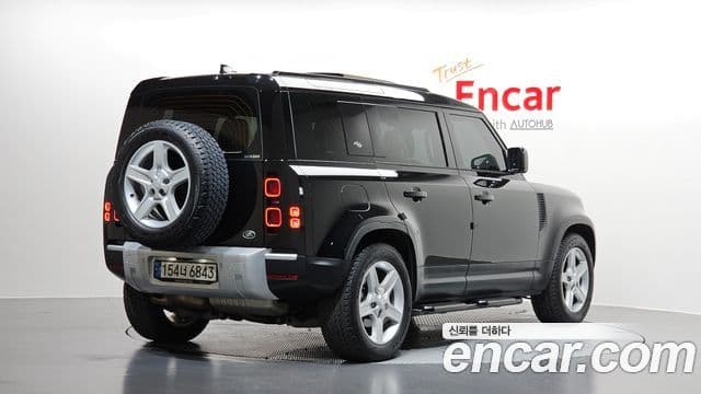 Land Rover Defender 2022 — ფოტო 2/20