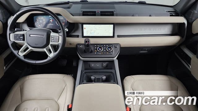 Land Rover Defender 2022 — ფოტო 7/20