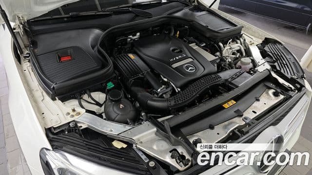 Mercedes-Benz GLC-Class 2018 — ფოტო 6/20