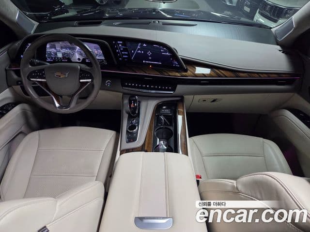 Cadillac Escalade 2023 — ფოტო 6/20