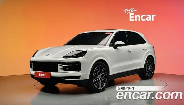 Porsche Cayenne 2024 — Фото 1/20