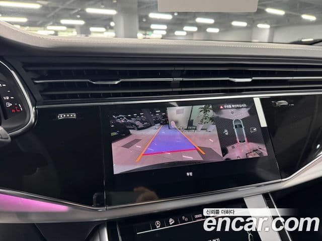 Audi Q7 2026 — Şəkil 14/15