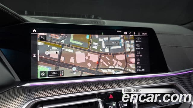BMW X5 2019 — ფოტო 14/20