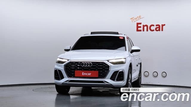 Audi Q5 2022 — ფოტო 3/20