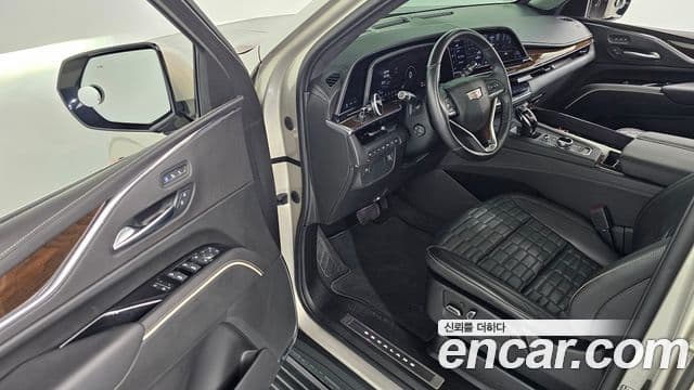 Cadillac Escalade 2023 — Şəkil 10/20