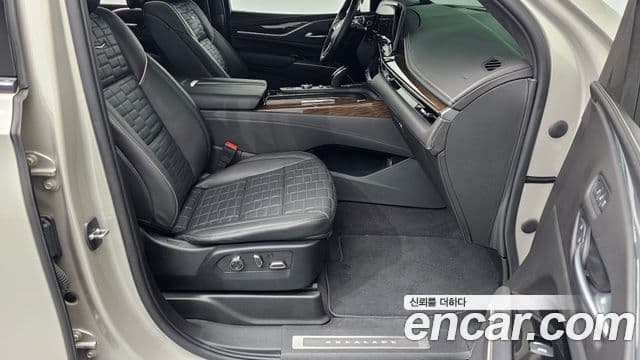 Cadillac Escalade 2023 — Şəkil 11/20
