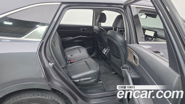 Kia Sorento 2021 — ფოტო 11/20