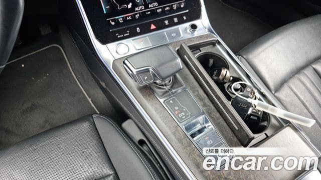Audi A6 2020 — ფოტო 9/20