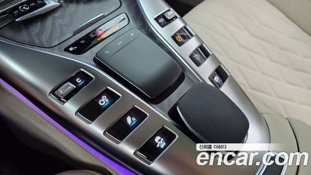 Mercedes-Benz AMG GT 2022 — Фото 16/20