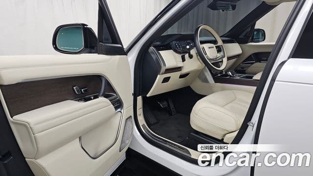 Land Rover Range Rover 2023 — Фото 10/20
