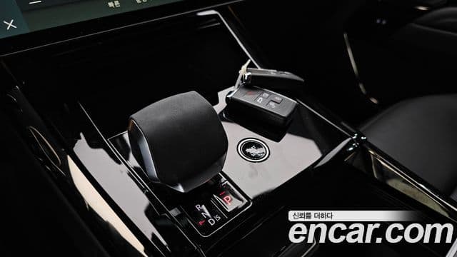 Land Rover Range Rover Sport 2025 — Фото 9/20