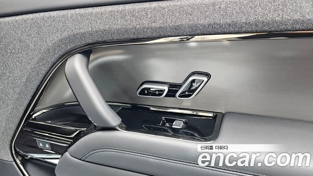 Land Rover Range Rover Sport 2025 — Фото 20/20