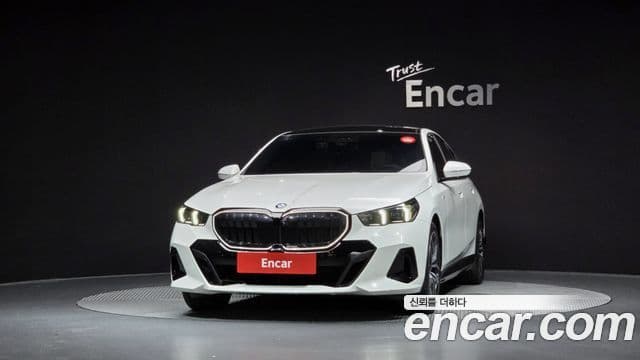 BMW 5 Series 2024 — Şəkil 3/20