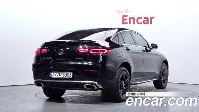 Mercedes-Benz GLC-Class 2021 — ფოტო 2/20