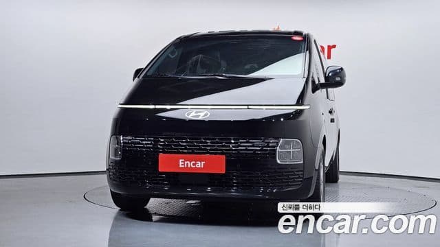 Hyundai Staria 2025 — ფოტო 3/20