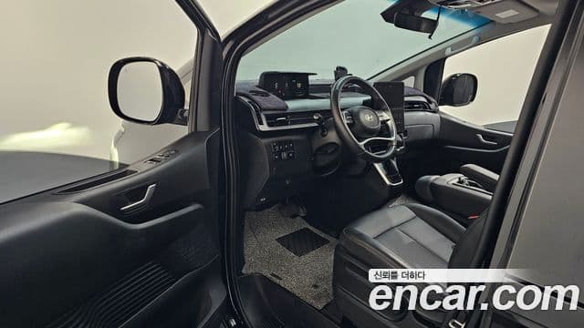 Hyundai Staria 2025 — ფოტო 10/20