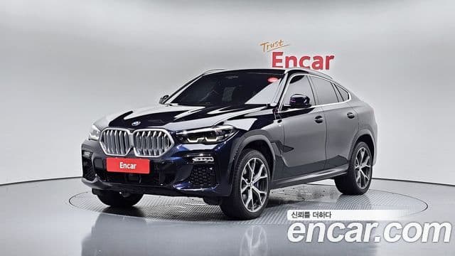 BMW X6 2020 — Фото 1/20