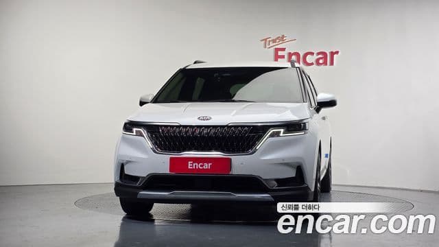 Kia Carnival 2020 — ფოტო 3/20