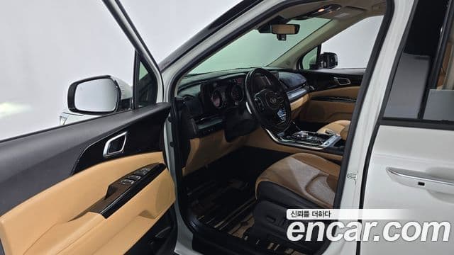 Kia Carnival 2020 — ფოტო 10/20