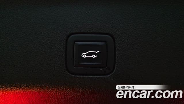 Cadillac Escalade 2023 — Şəkil 19/20