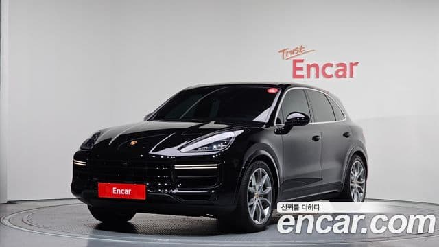 Porsche Cayenne 2023 — Фото 10/20