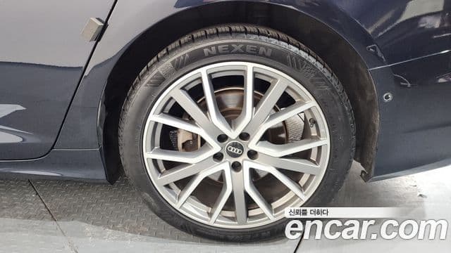Audi A6 2023 — ფოტო 5/20
