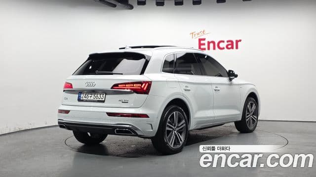 Audi Q5 2023 — Şəkil 2/20