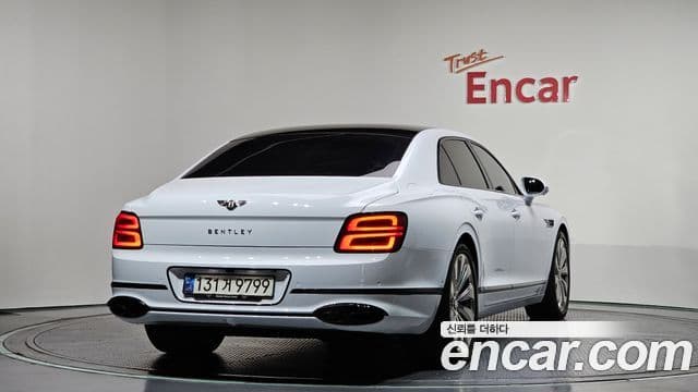 Bentley Flying Spur 2022 — Şəkil 2/20