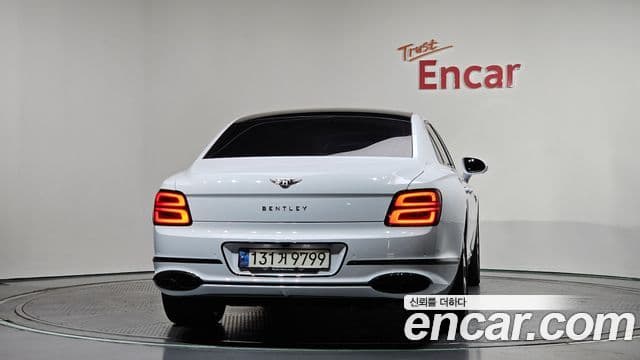Bentley Flying Spur 2022 — Şəkil 4/20