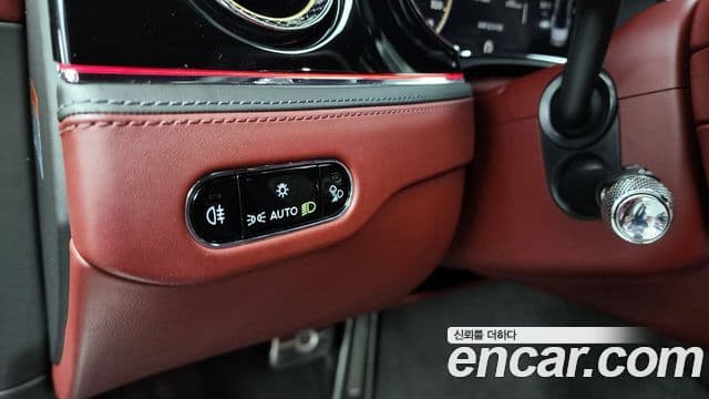 Bentley Flying Spur 2022 — Şəkil 16/20
