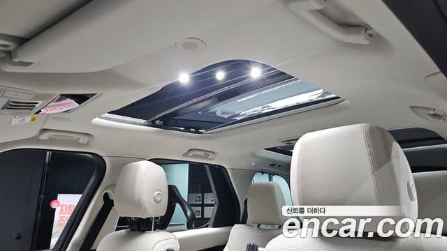 Land Rover Discovery 5 2025 — Фото 19/20