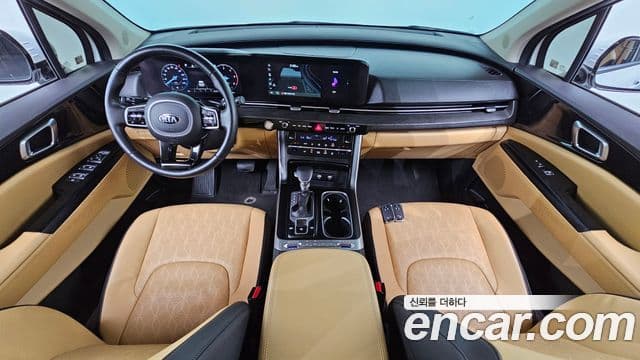 Kia Carnival 2020 — ფოტო 7/20