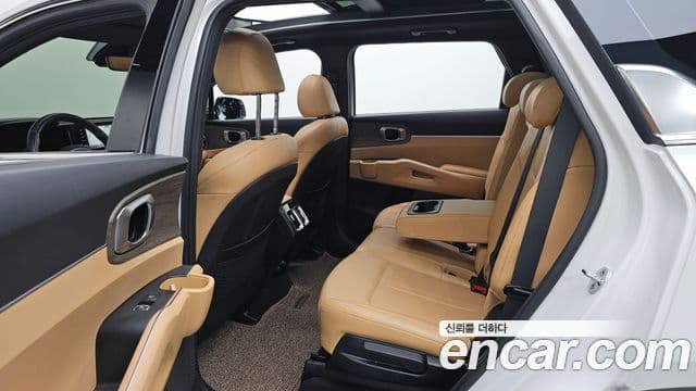 Kia Sorento 2022 — ფოტო 12/20