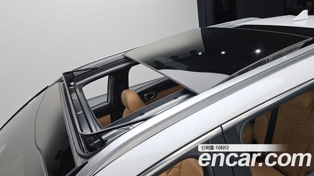 Kia Sorento 2022 — ფოტო 19/20