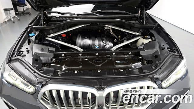 BMW X6 2019 — ფოტო 6/20