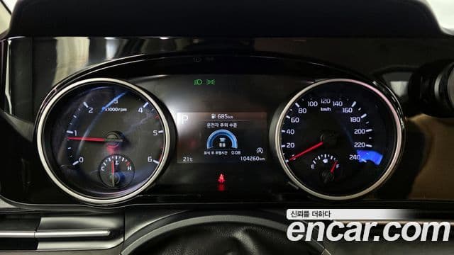 Kia Carnival 2020 — Фото 8/20