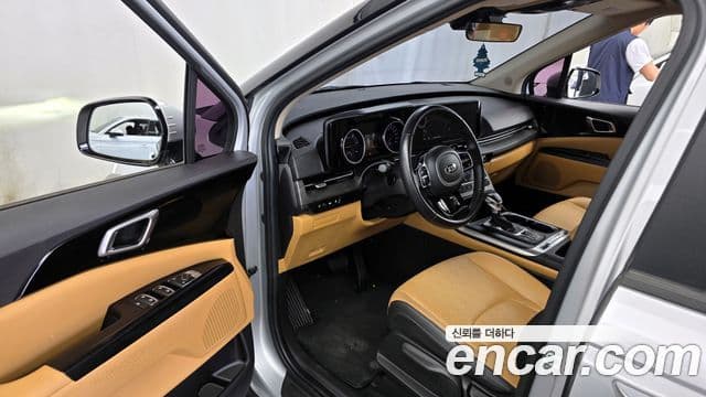 Kia Carnival 2020 — Фото 10/20