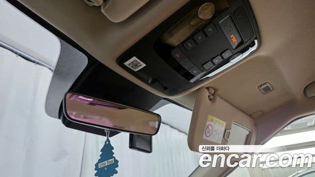 Kia Carnival 2020 — Фото 17/20