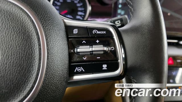 Kia Carnival 2020 — Фото 18/20