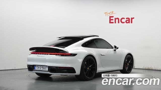 Porsche 911 2024 — Şəkil 2/20