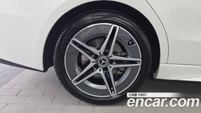 Mercedes-Benz C-Class 2026 — Şəkil 4/20