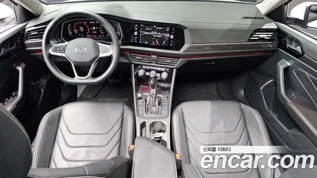 Volkswagen Jetta 2022 — Şəkil 7/20