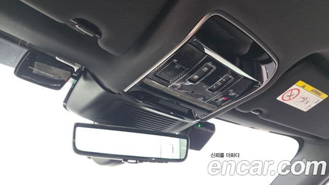 Land Rover Range Rover Sport 2023 — Фото 19/20