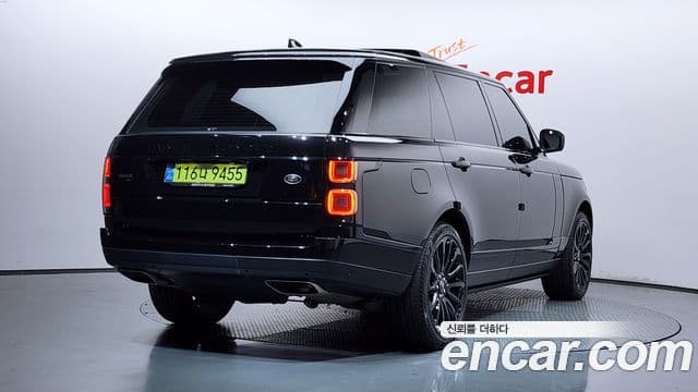 Land Rover Range Rover 2021 — Фото 2/20