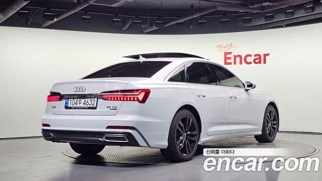 Audi A6 2021 — ფოტო 2/20