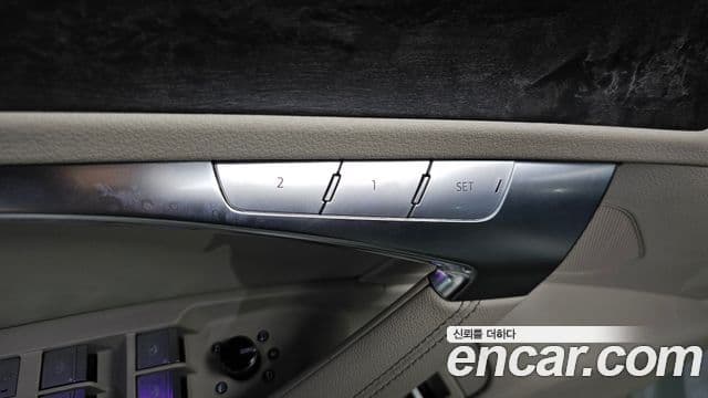 Audi A6 2021 — ფოტო 18/20