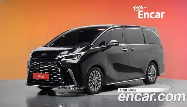 Lexus LM 2024 — Фото 1/20