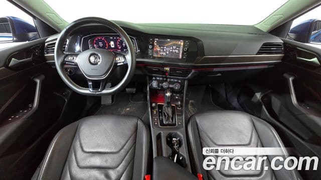 Volkswagen Jetta 2021 — Şəkil 7/20