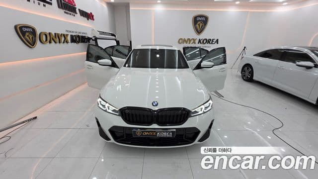 BMW 3 Series 2023 — ფოტო 10/13